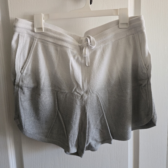 Baregoot Dreams Shorts - Picture 2 of 4